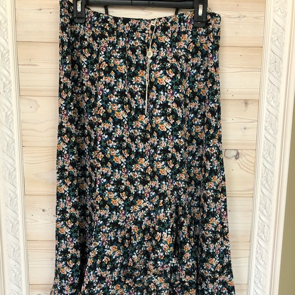 Floral Print Ruffle Hem Maxi Skirt - Picture 1 of 6